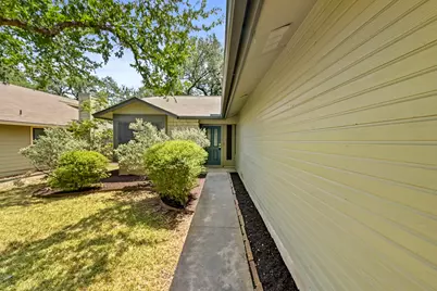 7403 Dallas Drive, Austin, TX 78729 - Photo 3