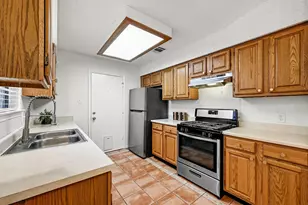 7403 Dallas Dr, Austin, TX 78729 - Photo 13