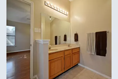 7403 Dallas Drive, Austin, TX 78729 - Photo 19