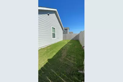 212 Marty Allen Loop, Jarrell, TX 76537 - Photo 11