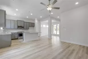 126 Reveille Dr, Kyle, TX 78640 - Photo 7