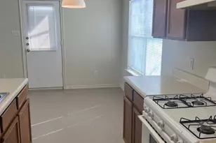 1105 Christopher Ave, Round Rock, TX 78681 - Photo 19