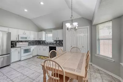 203 Pin Oak Drive, Georgetown, TX 78628 - Photo 5