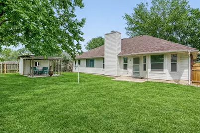 203 Pin Oak Drive, Georgetown, TX 78628 - Photo 13