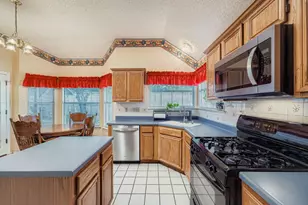 1209 Parrot Trail, Round Rock, TX 78681 - Photo 13