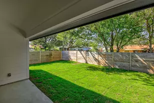 8302 Kromer St, Austin, TX 78757 - Photo 31