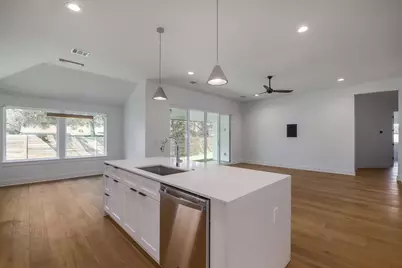 8302 Kromer Street, Austin, TX 78757 - Photo 23