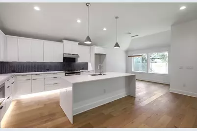 8302 Kromer Street, Austin, TX 78757 - Photo 25