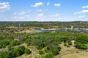 2804 Lakehurst Rd, Spicewood, TX 78669 - Photo 3