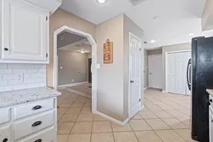 1720 Zimmerman Ln, Round Rock, TX 78681 - Photo 13
