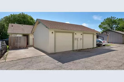 10406 Little Pebble Drive, Austin, TX 78758 - Photo 21