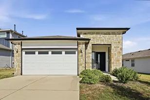 526 Millbrook Blvd, San Marcos, TX 78666 - Photo 1