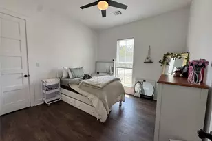 1353 Red Town Rd, Elgin, TX 78621 - Photo 21