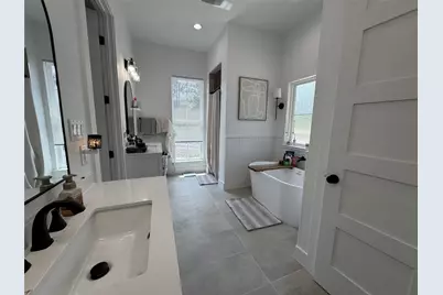 1353 Red Town Road #B, Elgin, TX 78621 - Photo 13