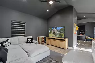 310 Saddle Blankt Dr, Dripping Springs, TX 78620 - Photo 35