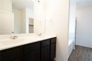 933 Wildrye Ct, Leander, TX 78641 - Photo 13