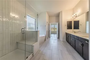 844 Paseo de Castana Wy, Leander, TX 78641 - Photo 25