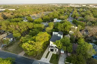 913 Valdez St, Austin, TX 78741 - Photo 3