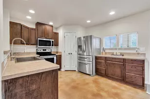 110 N Tanner Ct, Burnet, TX 78611 - Photo 7