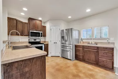 110 N Tanner Court, Burnet, TX 78611 - Photo 9
