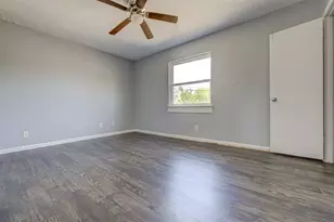 1306 E St Johns Ave, Austin, TX 78752 - Photo 13