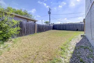 1306 E St Johns Ave, Austin, TX 78752 - Photo 23