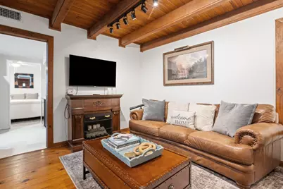 406 N Acorn Street, Fredericksburg, TX 78624 - Photo 5