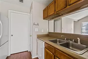 1222 Orchard Park Cir, Pflugerville, TX 78660 - Photo 11