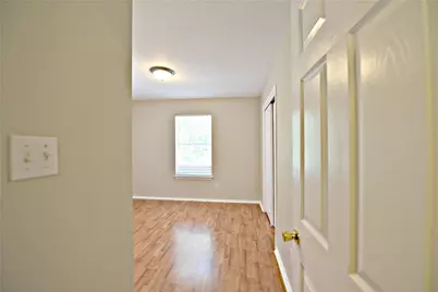 9207 Brandts Wood Street, Austin, TX 78744 - Photo 17