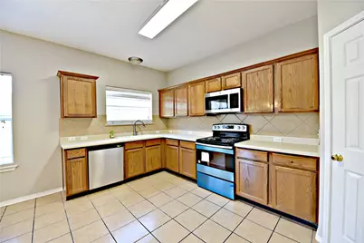 9207 Brandts Wood Street, Austin, TX 78744 - Photo 7