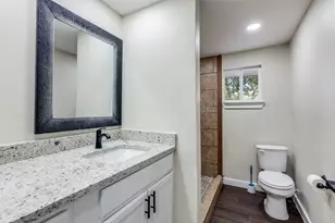 1118 Spur St, Austin, TX 78721 - Photo 11