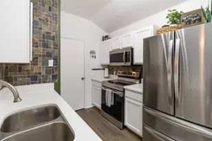 106 Shadow Wood Trail, Cedar Creek, TX 78612 - Photo 13