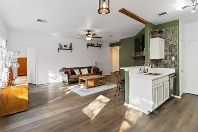 106 Shadow Wood Trail, Cedar Creek, TX 78612 - Photo 9