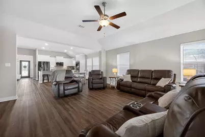 1009 Bright Star Cove, Georgetown, TX 78628 - Photo 9