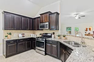 4017 Darryl St, Round Rock, TX 78681 - Photo 5