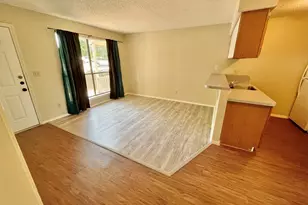 112 Hillside Cove, Elgin, TX 78621 - Photo 5