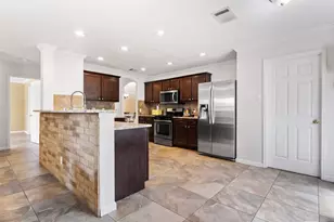 5813 Speyside Dr, Austin, TX 78754 - Photo 9
