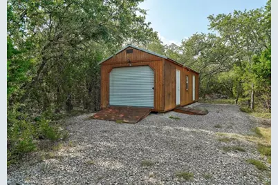 160 Sundance Trail, Liberty Hill, TX 78642 - Photo 33