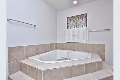 160 Sundance Trail, Liberty Hill, TX 78642 - Photo 13