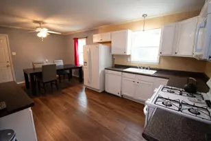 722 Dyer St, Rockdale, TX 76567 - Photo 9