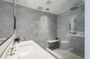 300 Bowie St, Austin, TX 78703 - Photo 11