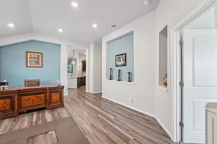 507 Bluejack Wy, Hutto, TX 78634 - Photo 11