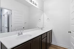 8005 Mellencamp Dr, Austin, TX 78744 - Photo 11