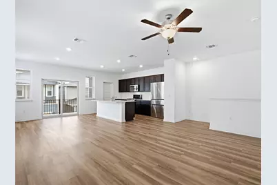 8005 Mellencamp Drive #210, Austin, TX 78744 - Photo 3
