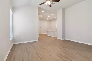 1008 Staglin St, Buda, TX 78610 - Photo 5
