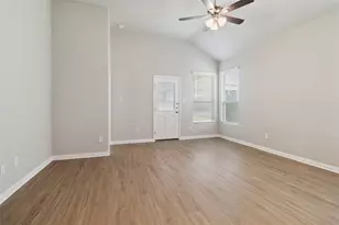 1008 Staglin St, Buda, TX 78610 - Photo 7
