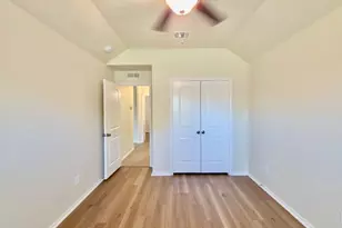 124 Jasper Trail, Buda, TX 78610 - Photo 21