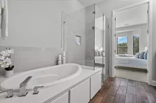 6724 Vicenza Dr, Austin, TX 78739 - Photo 17
