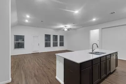 1006 Skylark Cove, Hutto, TX 78634 - Photo 9