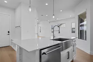 409 Delmar Ave, Austin, TX 78752 - Photo 11